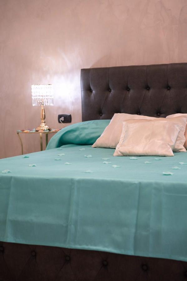 New In!Amalie At Santa Lucia Daire Napoli Dış mekan fotoğraf