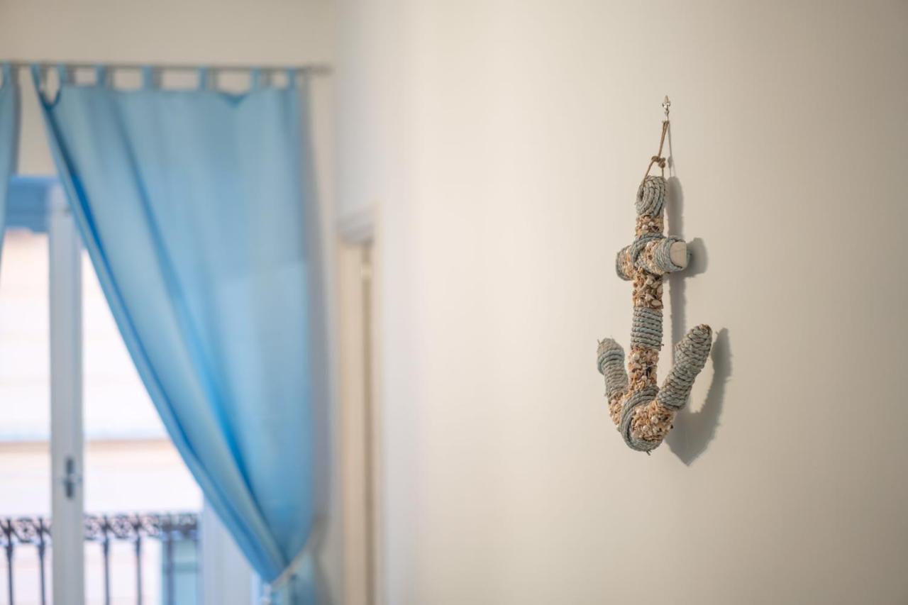 New In!Amalie At Santa Lucia Daire Napoli Dış mekan fotoğraf