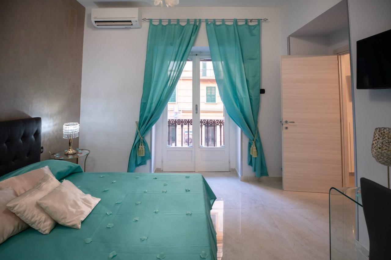 New In!Amalie At Santa Lucia Daire Napoli Dış mekan fotoğraf
